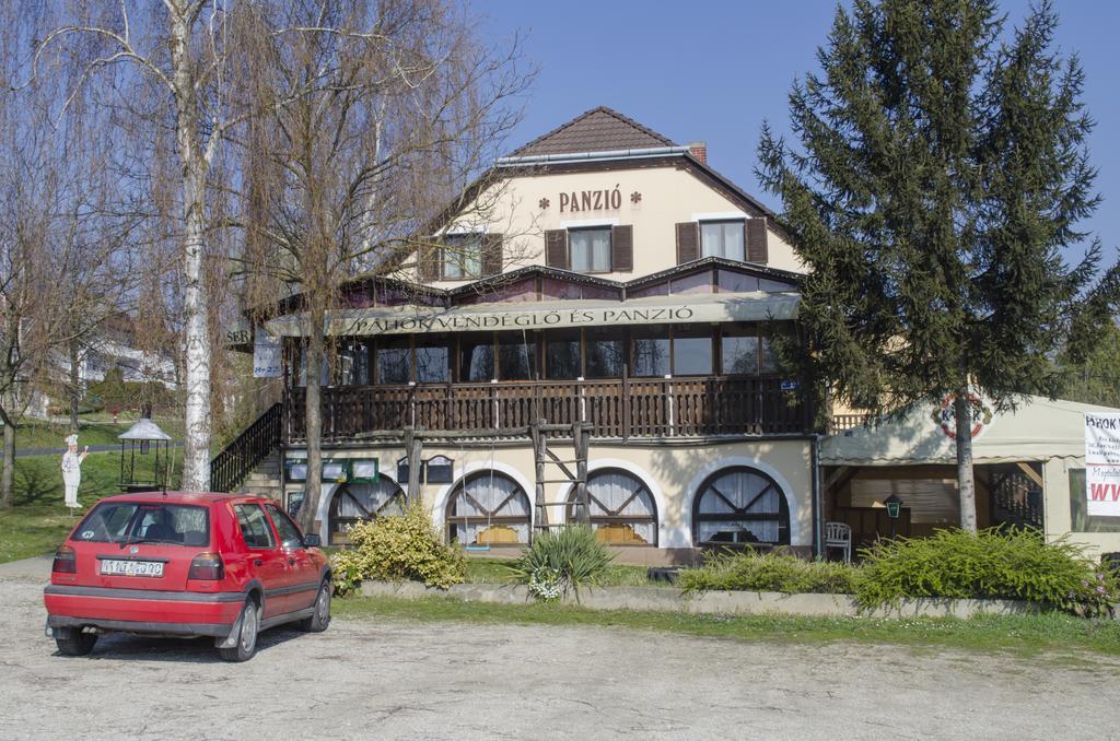 Hotel Pahok Vendeglo-Panzio Alsópáhok Exterior foto